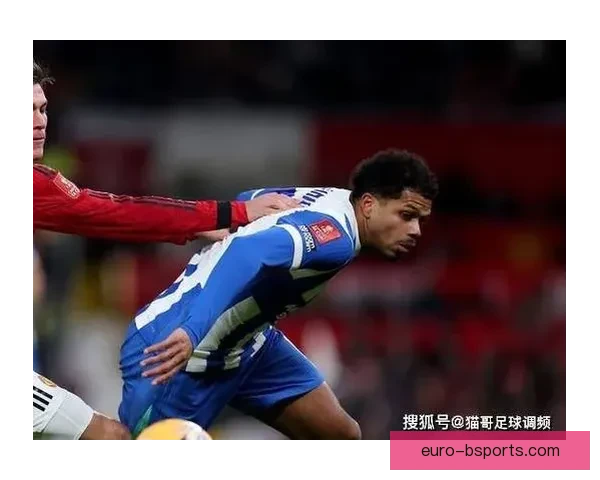 乌加特压哨转会曼联完成 迎接新挑战开启红魔生涯