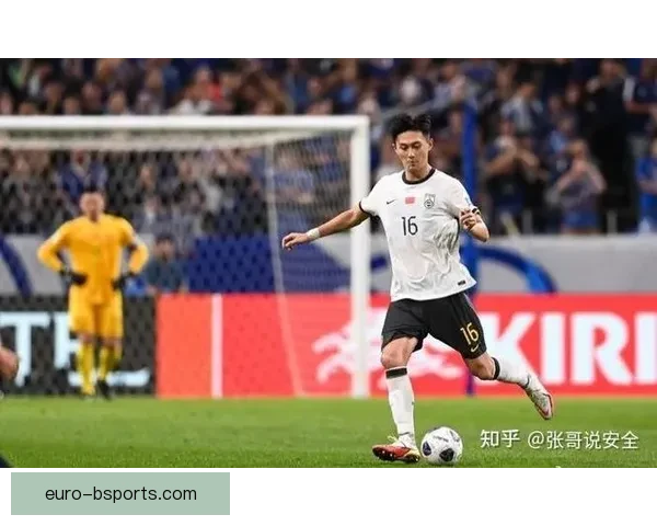 中国男足客场惨败日本零比七创历史最差纪录震惊球迷 中国男足客场惨败日本零比七创历史最差纪录震惊球迷